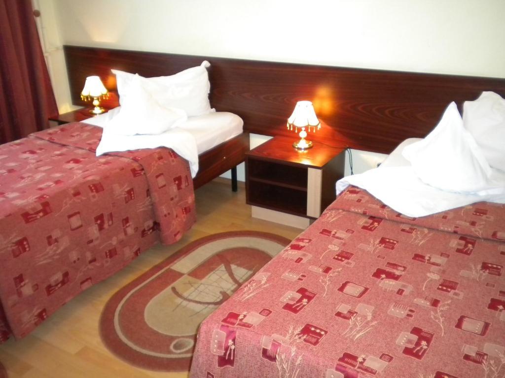 Hotel Decebal براشوف المظهر الخارجي الصورة